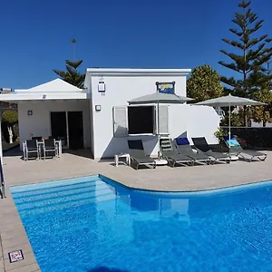 2 Bedroom Cassandra And Katrina With Private Heated Pools. Villa